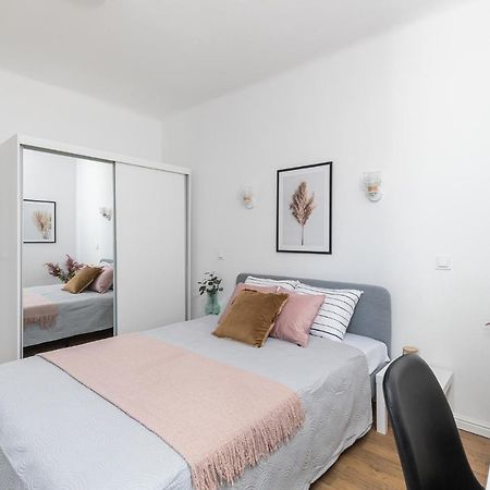 Superapart Nowolipki 23, Unwind In Urban Chic Apartament Warsaw Ngoại thất bức ảnh